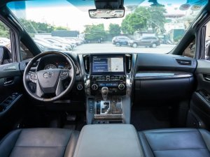 Toyota Alphard 2021 - ODO 3,7v km full lịch hãng