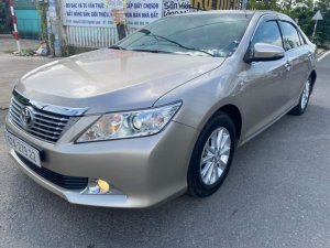 Toyota Camry 2.0E 2014