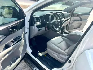 Toyota Highlander 2017 - Bán toyota highlander sx 2017 nhập Mỹ
