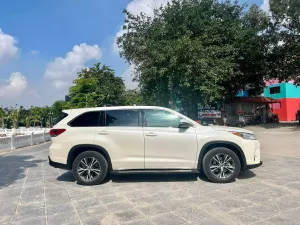 Toyota Highlander 2017 - Bán toyota highlander sx 2017 nhập Mỹ