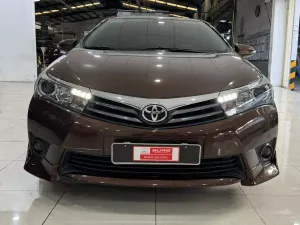 Toyota Corolla Altis 2015 - Altis 2.0V phiên bản cao cấp, chạy 82.000 cực chất 