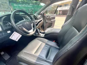 Toyota Highlander 2015 - Bán nhanh TOYOTA HIGHLANDER - XLE 3.5.