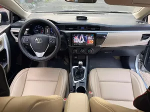 Toyota Corolla Altis 1.8G 2017 - Cần bán xe Toyota Corolla Altis 1.8G 2017, màu bạc