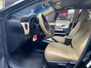 Toyota Corolla Altis 1.8E AT 2018 - Cần bán xe Toyota Corolla Altis 1.8E AT đời 2018, màu đen