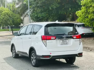 Toyota Innova 2023 - Xe màu trắng, full lịch sử hãng, có xuất hoá đơn, có vay NH