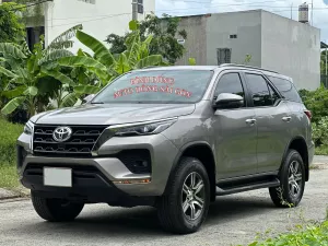 Toyota Fortuner 2.4 máy dầu số tự động 2021 - 𝗧𝗼𝘆𝗼𝘁𝗮 𝗙𝗼𝗿𝘁𝘂𝗻𝗲𝗿 𝟮.𝟰𝗗𝗔𝗧 𝟰𝘅𝟮 𝟮𝟬𝟮𝟭- 𝗦𝗨𝗩 𝟳 𝗰𝗵𝗼̂̃ 𝗺𝗮́𝘆 𝗱𝗮̂̀𝘂 𝘀𝗼̂́ 𝘁𝘂̛̣ đ𝗼̣̂𝗻𝗴 