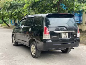 Toyota Innova G 2006 - Bán xe Toyota Innova G đời 2006, màu đen