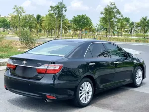 Toyota Camry 2.0E 2017 - - Odo: 61.000 cây bảo dưỡng đầy đủ nên chất xe cực đẹp