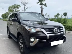 Toyota Fortuner 2.4G 4x2 MT 2021 - Bán Toyota Fortuner 2.4G 4x2 MT 2021, màu nâu giá cạnh tranh