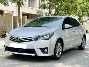 Toyota Corolla Altis 1.8G AT 2017 - Bán xe Toyota Corolla Altis 1.8G AT đời 2017, màu bạc