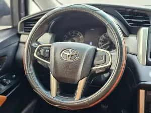 Toyota Innova 2.0E 2019 - Cần bán xe Toyota Innova 2.0E đời 2019, màu bạc