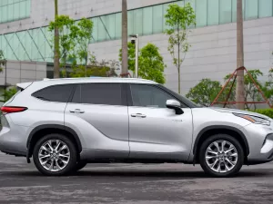 Toyota Highlander Limited AWD 2020 - Bán xe Toyota Highlander Limited AWD năm 2020, màu bạc, xe nhập