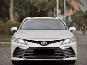 Toyota Camry 2.0Q 2022 - Đi tìm đối thủ. Bán xe Toyota Camry 2.0Q 2022 siêu lướt 9000km