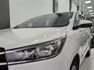 Toyota Innova 2.0E 2020 - TOYOTA INNOVA 2.0E 2020 gia đình sử dụng kỹ bảo dưỡng hãng.