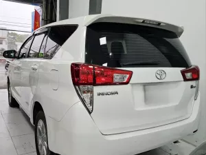 Toyota Innova 2.0E 2020 - TOYOTA INNOVA 2.0E 2020 gia đình sử dụng kỹ bảo dưỡng hãng.