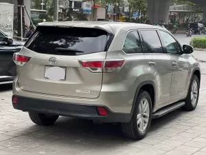 Toyota Highlander LE 2015 - Cần bán xe Toyota Highlander LE sản xuất năm 2015 