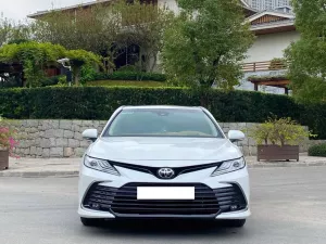 Toyota Camry 2.0Q 2022 - Cần bán Toyota Camry 2.0Q đời 2022, màu trắng, nhập khẩu chính hãng