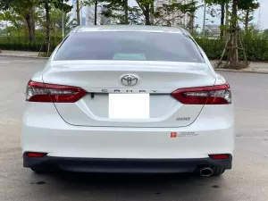 Toyota Camry 2.0Q 2022 - Cần bán Toyota Camry 2.0Q đời 2022, màu trắng, nhập khẩu chính hãng