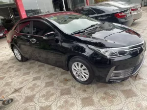 Toyota Corolla Altis 2018 - Bán Altis 1.8E sx 2018 xe cực đẹp một chủ từ đầu