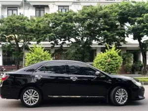 Toyota Camry 2.5G 2016 - Bán Toyota Camry 2.5G 2016, màu đen, giá chỉ 585 triệu