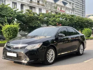 Toyota Camry 2.5G 2016 - Bán Toyota Camry 2.5G 2016, màu đen, giá chỉ 585 triệu