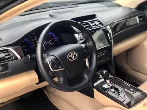 Toyota Camry 2.5G 2016 - Bán Toyota Camry 2.5G 2016, màu đen, giá chỉ 585 triệu