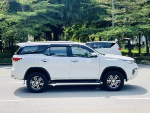 Toyota Fortuner 2.4G 4x2 AT 2020 - Bán Toyota Fortuner 2.4G 4x2 AT đời 2020, màu trắng, nhập khẩu nguyên chiếc