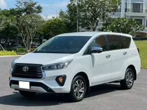 Toyota Innova 2.0G 2022 - Cần bán xe Toyota Innova 2.0G đời 2022, màu trắng