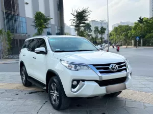 Toyota Fortuner 2.7V 4x2 AT 2018 - Bán Toyota Fortuner 2.7V 4x2 AT năm 2018, màu trắng, xe nhập