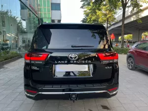 Toyota Land Cruiser LC300 2024 - Bán Toyota Land Cruiser LC300 sản xuất 2024 Xe đăng ký tên cty 