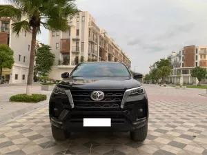 Toyota Fortuner 2.4G 4x2 AT 2023 - Bán ô tô Toyota Fortuner 2.4G 4x2 AT đời 2023, màu đen, giá tốt