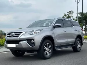 Toyota Fortuner 2.4G 4x2 MT 2020 - Cần bán Toyota Fortuner 2.4G 4x2 MT đời 2020, màu bạc, nhập khẩu chính hãng