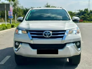 Toyota Fortuner 2.7V 4x2 AT 2018 - Bán xe Toyota Fortuner 2.7V 4x2 AT đời 2018, màu trắng, xe nhập, giá chỉ 710 triệu