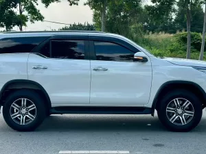 Toyota Fortuner 2.7V 4x2 AT 2018 - Bán xe Toyota Fortuner 2.7V 4x2 AT đời 2018, màu trắng, xe nhập, giá chỉ 710 triệu