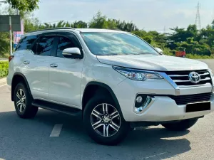 Toyota Fortuner 2.7V 4x2 AT 2018 - Bán xe Toyota Fortuner 2.7V 4x2 AT đời 2018, màu trắng, xe nhập, giá chỉ 710 triệu