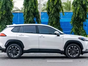 Toyota Corolla Cross 1.8G 2022 - Cần bán xe Toyota Corolla Cross 1.8G đời 2022, màu trắng, xe nhập