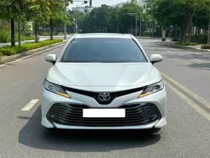 Toyota Camry 2.5Q 2021 - Bán ô tô Toyota Camry 2.5Q đời 2021, màu trắng, nhập khẩu chính hãng