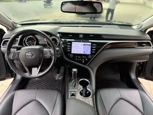 Toyota Camry 2.5Q 2021 - Bán ô tô Toyota Camry 2.5Q đời 2021, màu đen, nhập khẩu chính hãng, giá tốt