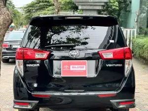 Toyota Innova Venturer 2019 - Venturer 2019 Full Đen Chất Xe Rất Đẹp 141Km