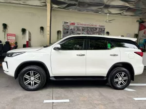 Toyota Fortuner 2021 - Fortuner 2021 Máy Dầu Số Sàn Chất Xe Zin 79Km