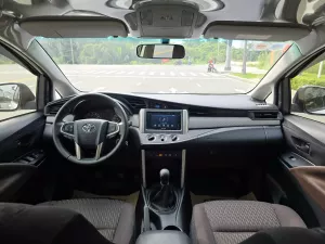 Toyota Innova 2.0E 2023 - Bán xe Toyota Innova 2.0E năm 2023, màu trắng giá cạnh tranh