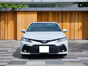 Toyota Camry 2.5Q 2023 - Bán xe Toyota Camry 2.5Q đời 2023, màu trắng, xe nhập