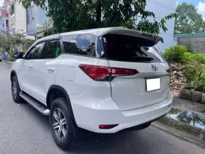 Toyota Fortuner 2.4G 4x2 MT 2022 - Cần bán Toyota Fortuner 2.4G 4x2 MT 2022, màu trắng, 918tr