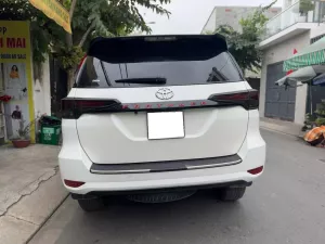 Toyota Fortuner 2.4G 4x2 MT 2020 - Bán xe Toyota Fortuner 2.4G 4x2 MT đời 2020, màu trắng