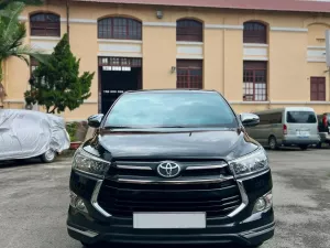 Toyota Innova Venturer 2.0AT 2019 - Bán ô tô Toyota Innova Venturer 2.0AT đời 2019, màu đen