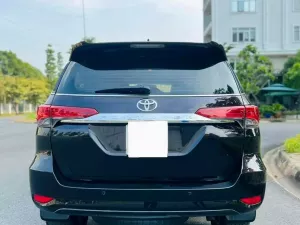 Toyota Fortuner 2.7V 4x4 AT 2018 - Bán ô tô Toyota Fortuner 2.7V 4x4 AT đời 2018, màu đen, nhập khẩu nguyên chiếc, giá 760tr