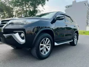 Toyota Fortuner 2.7V 4x4 AT 2018 - Bán ô tô Toyota Fortuner 2.7V 4x4 AT đời 2018, màu đen, nhập khẩu nguyên chiếc, giá 760tr