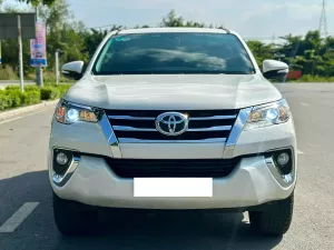 Toyota Fortuner 2.7V 4x2 AT 2018 - Cần bán Toyota Fortuner 2.7V 4x2 AT đời 2018, màu trắng, nhập khẩu chính hãng