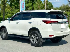 Toyota Fortuner 2.7V 4x2 AT 2018 - Cần bán Toyota Fortuner 2.7V 4x2 AT đời 2018, màu trắng, nhập khẩu chính hãng