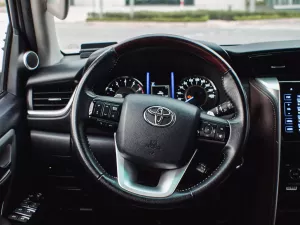 Toyota Fortuner 2.7V 4x2 AT 2020 - Bán Toyota Fortuner 2.7V 4x2 AT đời 2020, màu trắng, xe nhập, 798 triệu